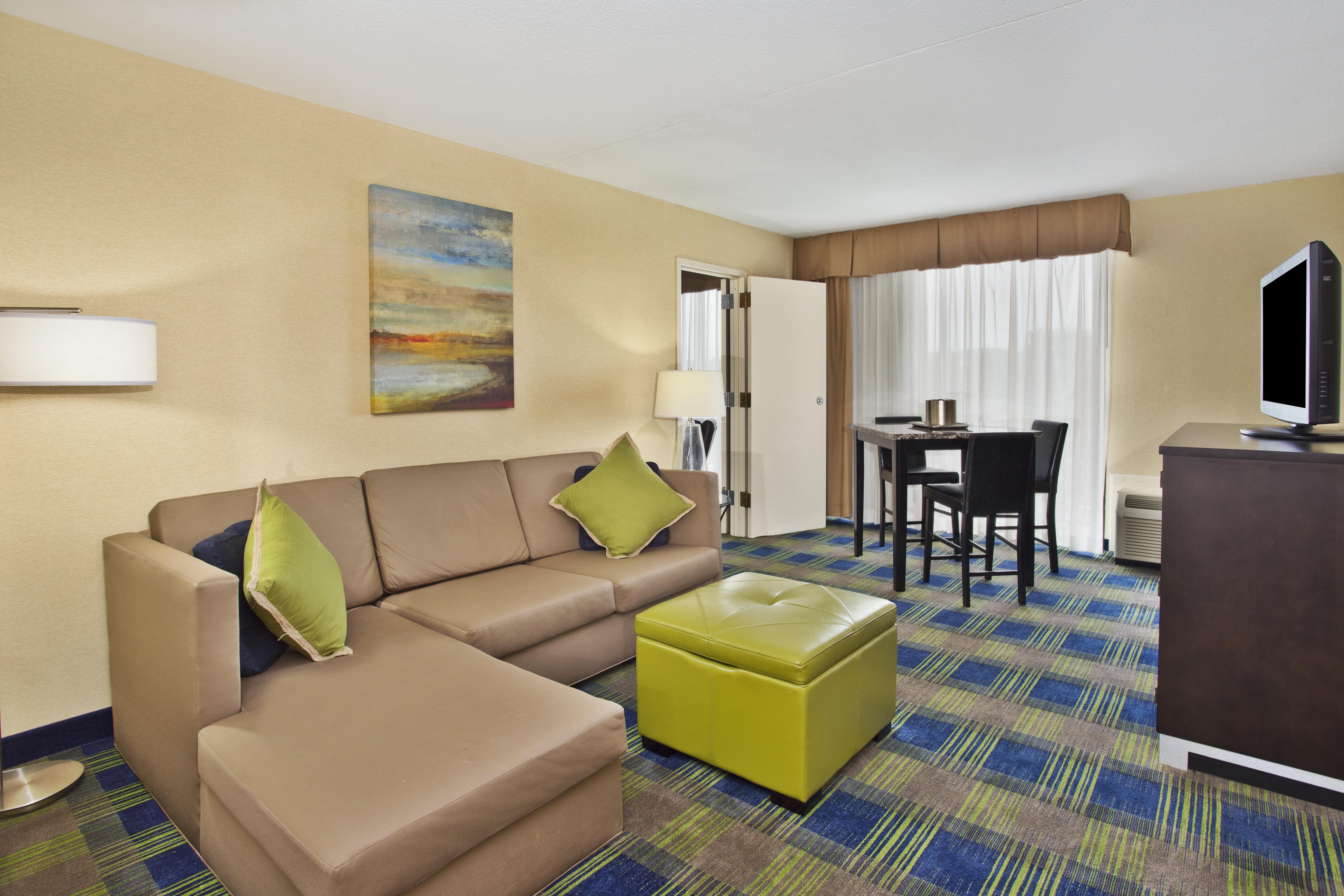 Holiday Inn Akron-West By Ihg Montrose Bagian luar foto