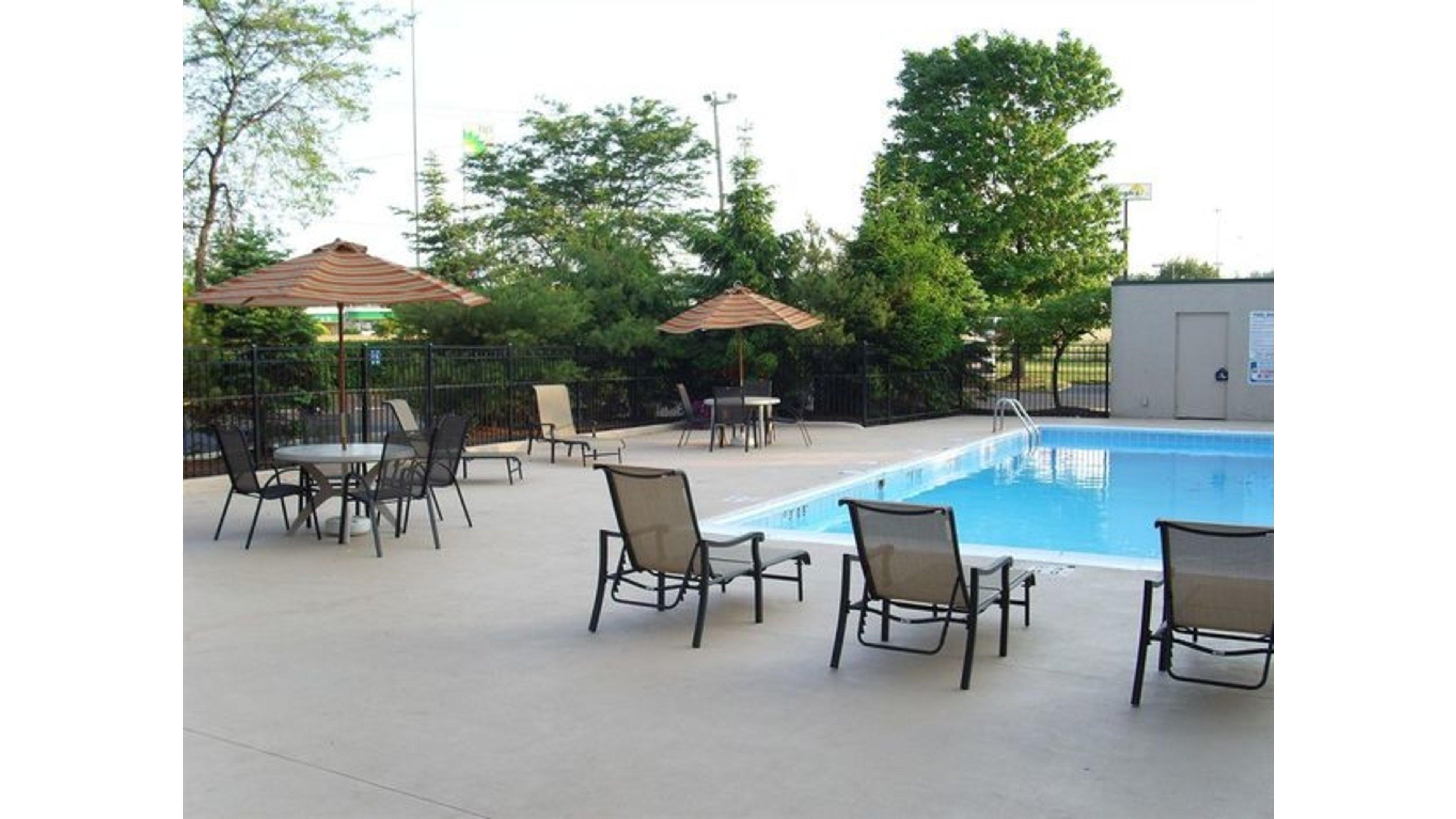 Holiday Inn Akron-West By Ihg Montrose Bagian luar foto