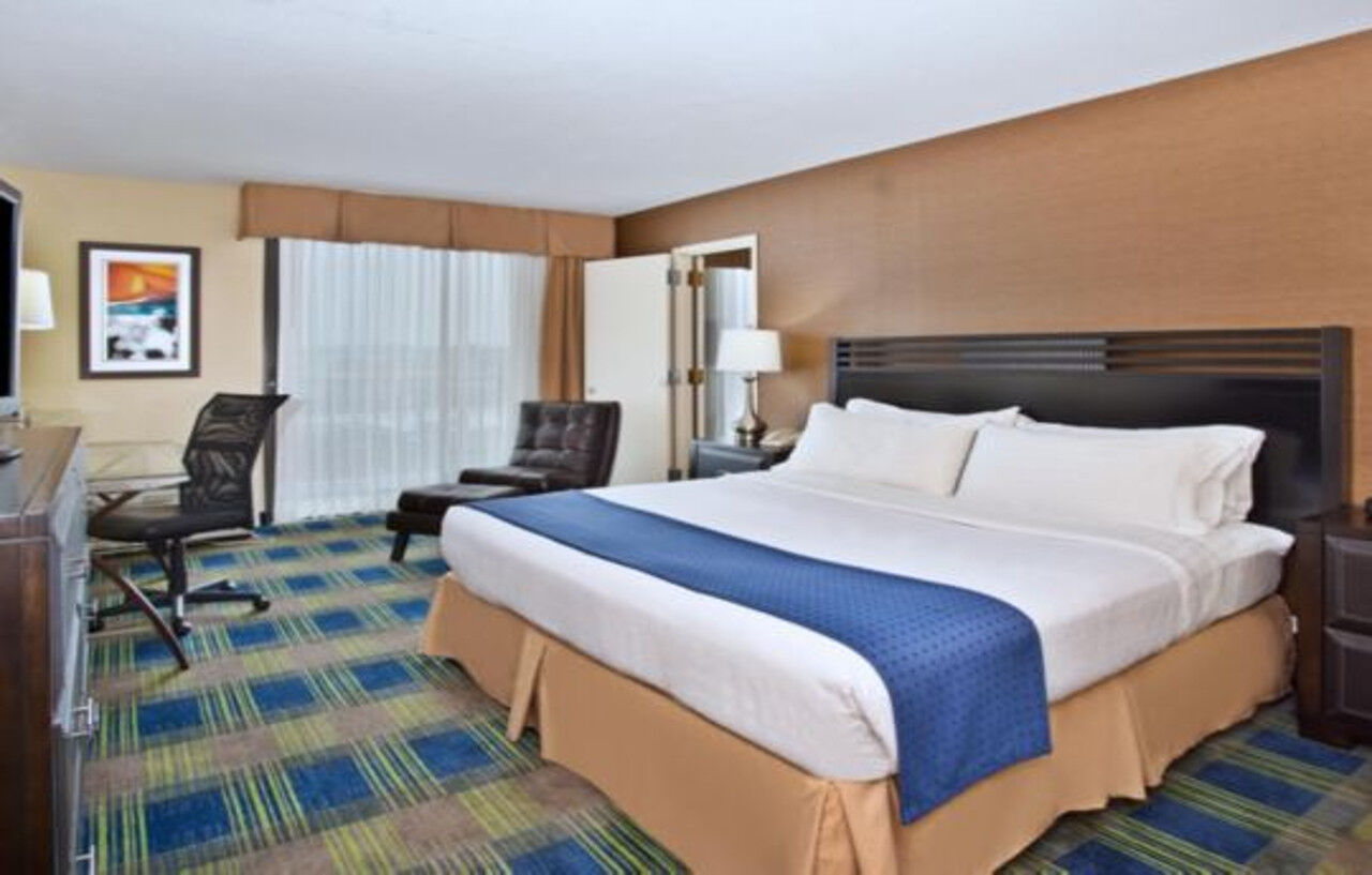 Holiday Inn Akron-West By Ihg Montrose Bagian luar foto